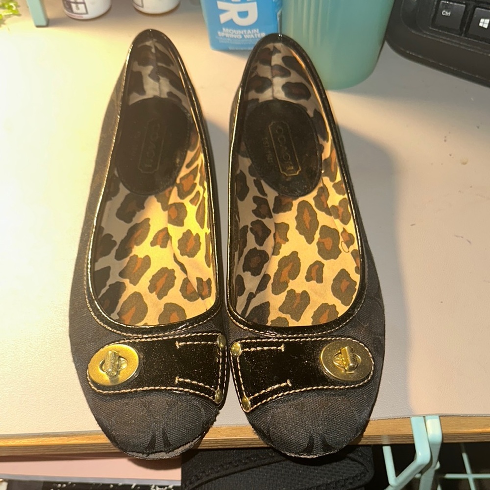 Coach Women's Black and Gold Flats